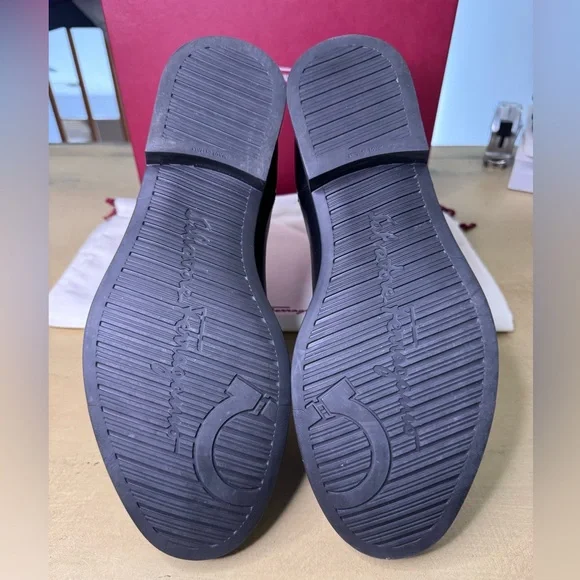 Salvatore Ferragamo Tom Black Leather boots - Picture 5 of 11